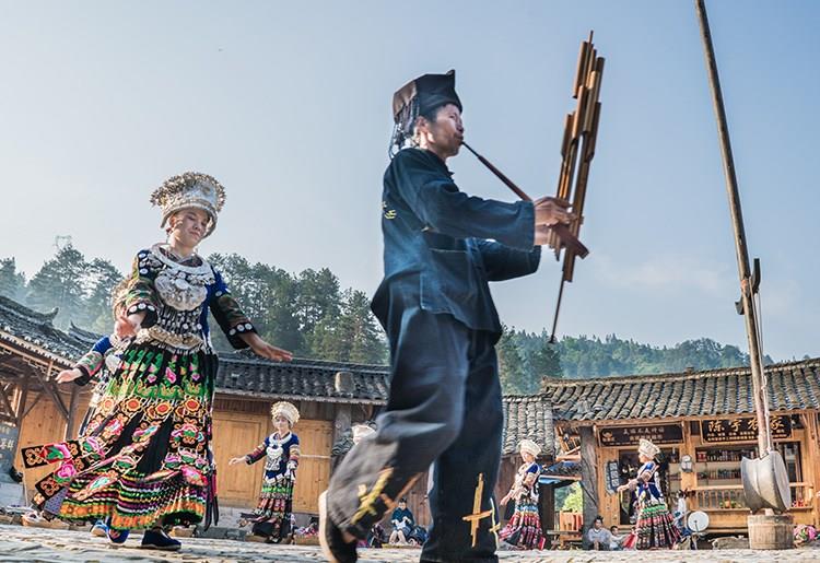 張家界風(fēng)景正好，而您剛好有空